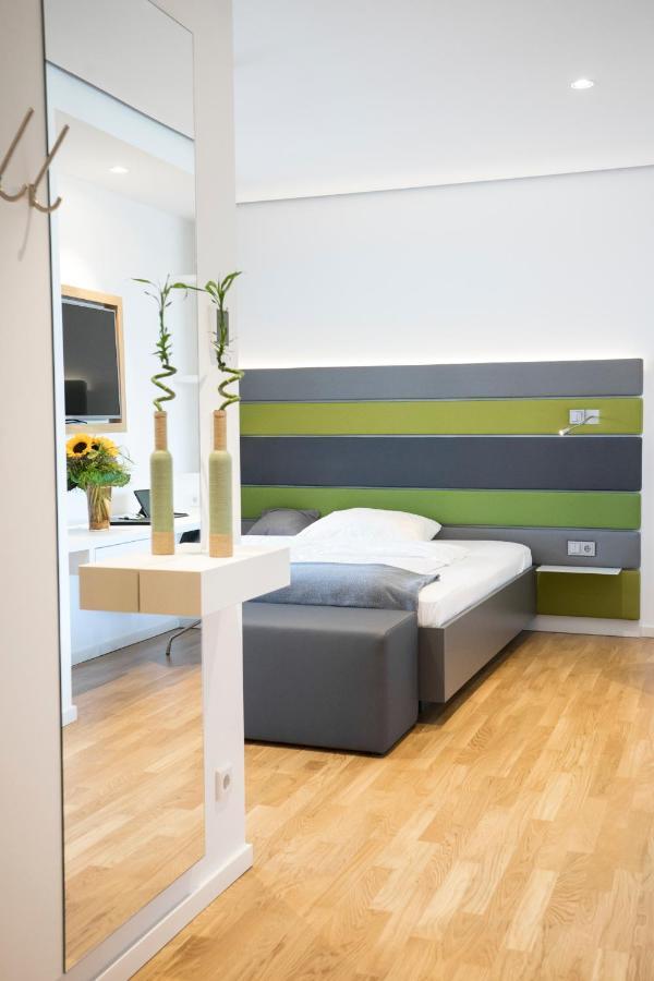 Seven Hotel + Boardinghouse Herzogenaurach Zewnętrze zdjęcie